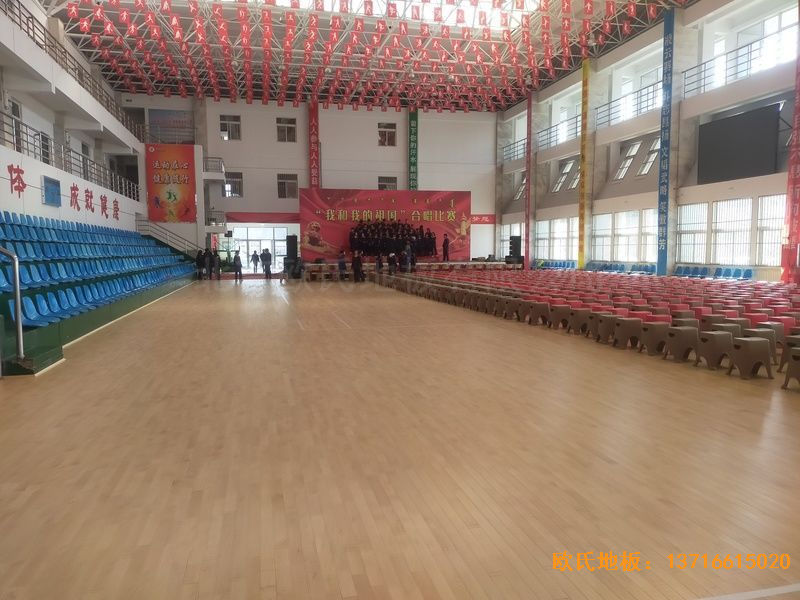 鄂尔多斯准格尔旗世纪中学运动木地板施工案例