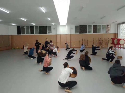 一起来了解实木运动地板的几大功能