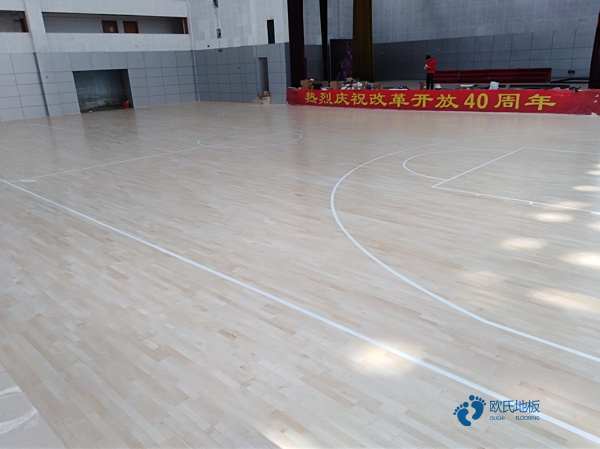 22mm厚運(yùn)動(dòng)木地板保養(yǎng)
